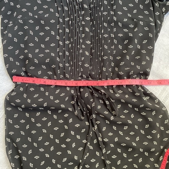 H&M little black printed dress with drawstring waist. - Picture 9 of 14